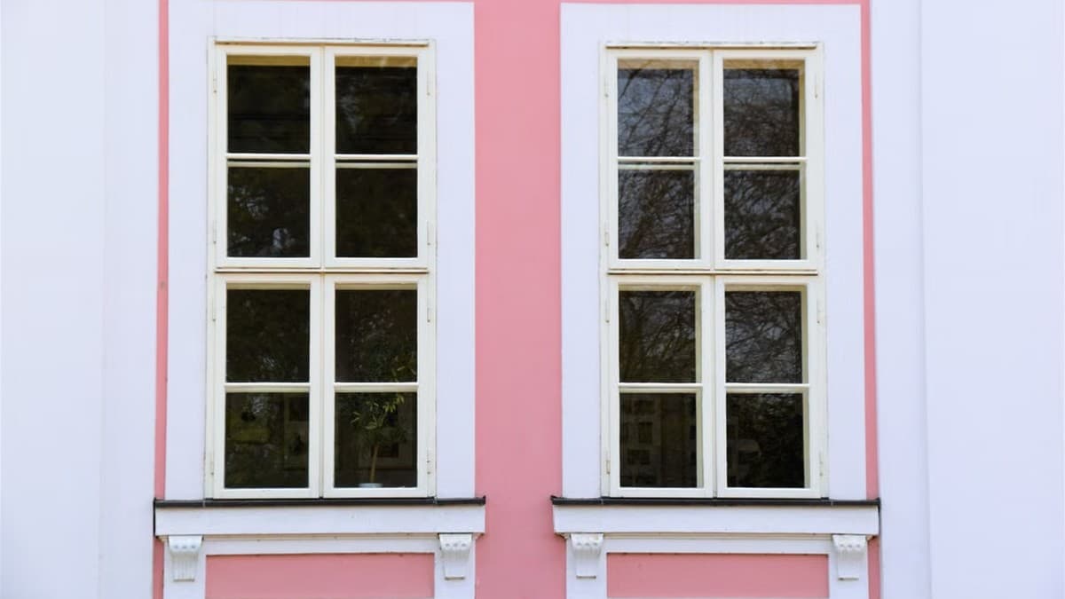 Kozijnenprijs vergelijken: kunststof, hout of aluminium?